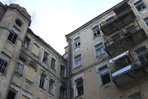 Наибольшее количество жилых домов, которые требуют реконструкции, – в Соломенском и Печерском районах, на Дарнице и на Нивках