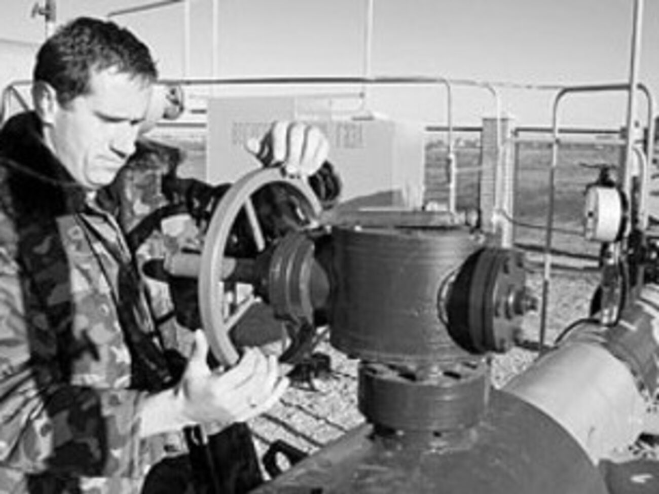 Анатолий Науменко ушел с должности начальника милиции Луганской области в октябре 2015-го