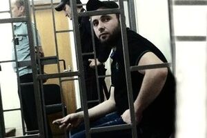 В оккупированном Крыму суд оставил под арестом Мустафу Дегерменджи