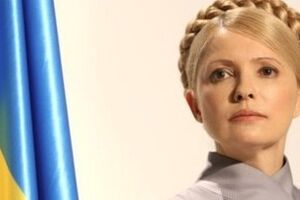 Гонтарева объяснила падение гривны "фундаментальными факторами"