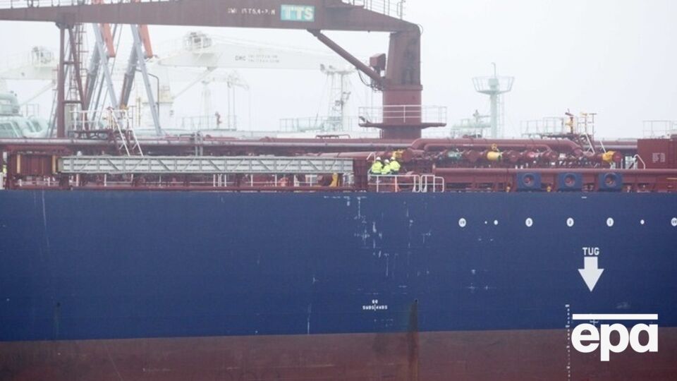 США начали поставлять нефть в Венесуэлу