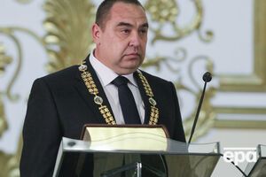 Боевик "Сергей" – Плотницкому (на фото): Сюрприз тебе, снайпершу взяли. Готовь прессу, всю херню