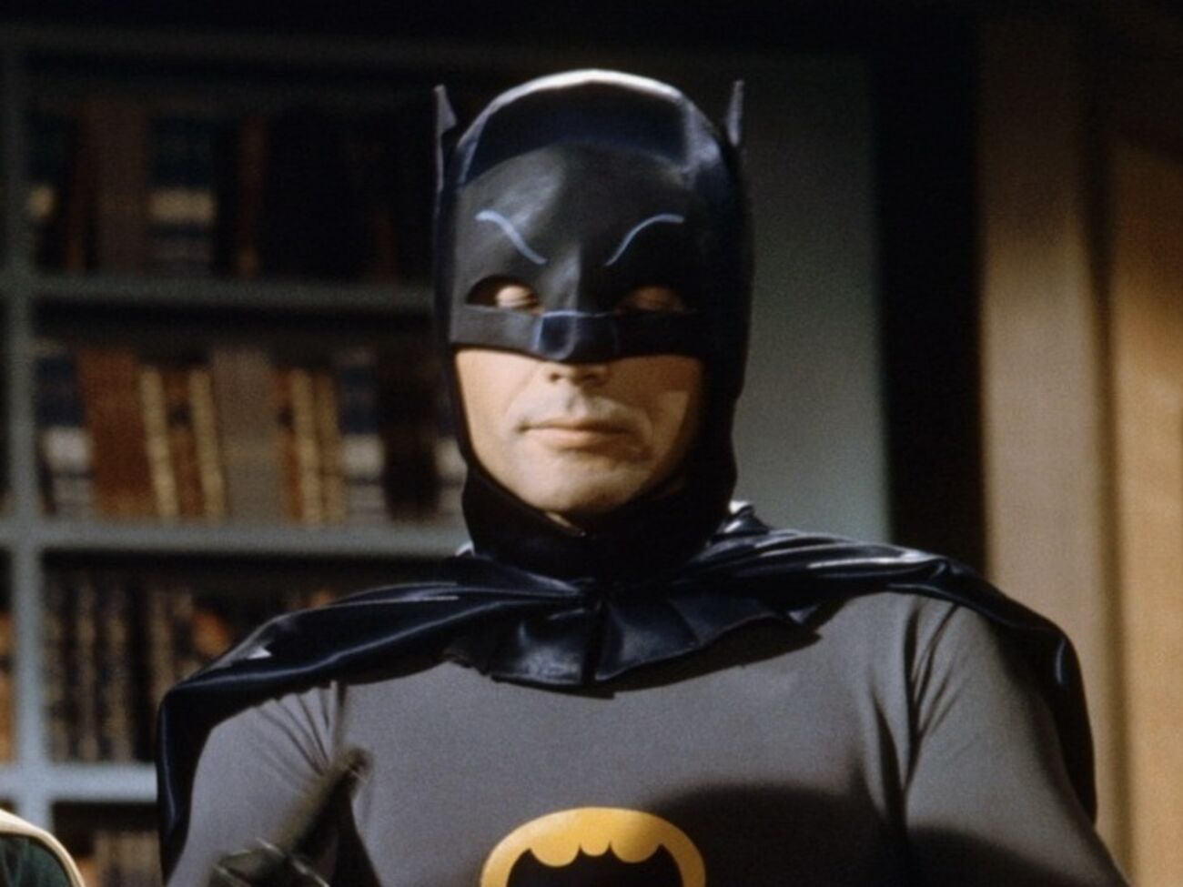 Уэст прославился благодаря роли супергероя Бэтмена