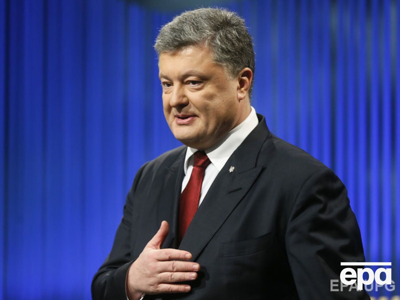 Порошенко потребовал перезагрузить правительство