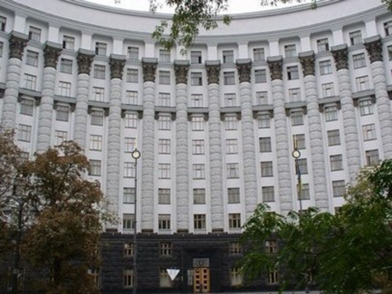 Кабмин собрался на внеочередное заседание