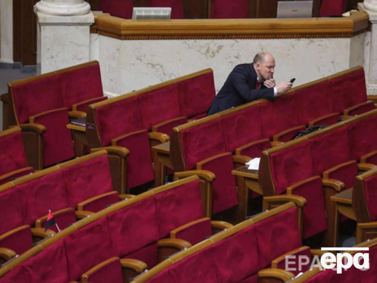 Верховная Рада проголосовала за три "безвизовых" закона