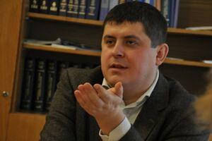 Бурбак ожидает, что Абромавичус заберет свое заявление