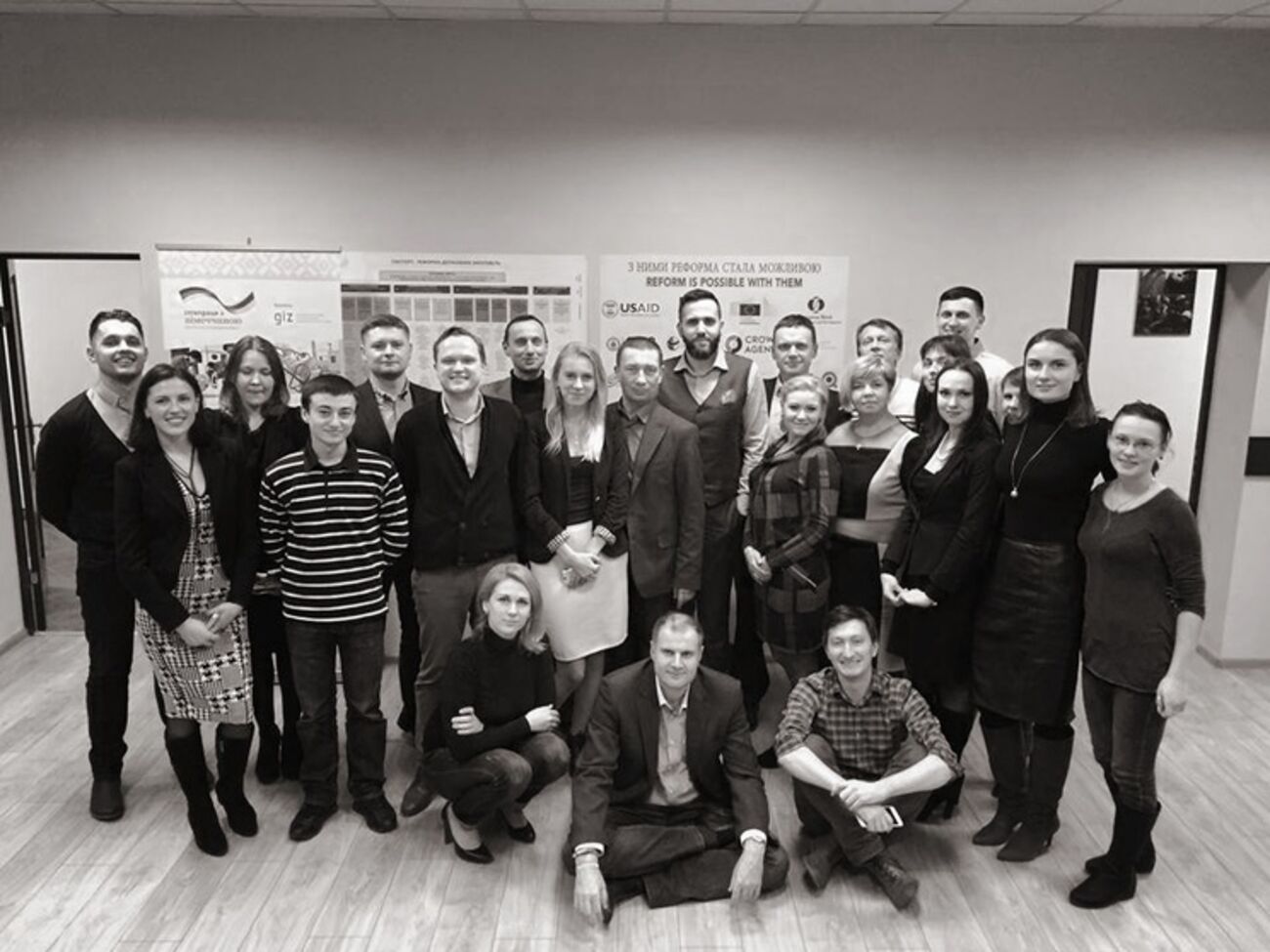 Стародубцев: Команда реформы публичных закупок в Украине абсолютно поддерживает, болеет и переживает за министра экономики Айвараса Абромавичуса и его заместителей <br /><br />