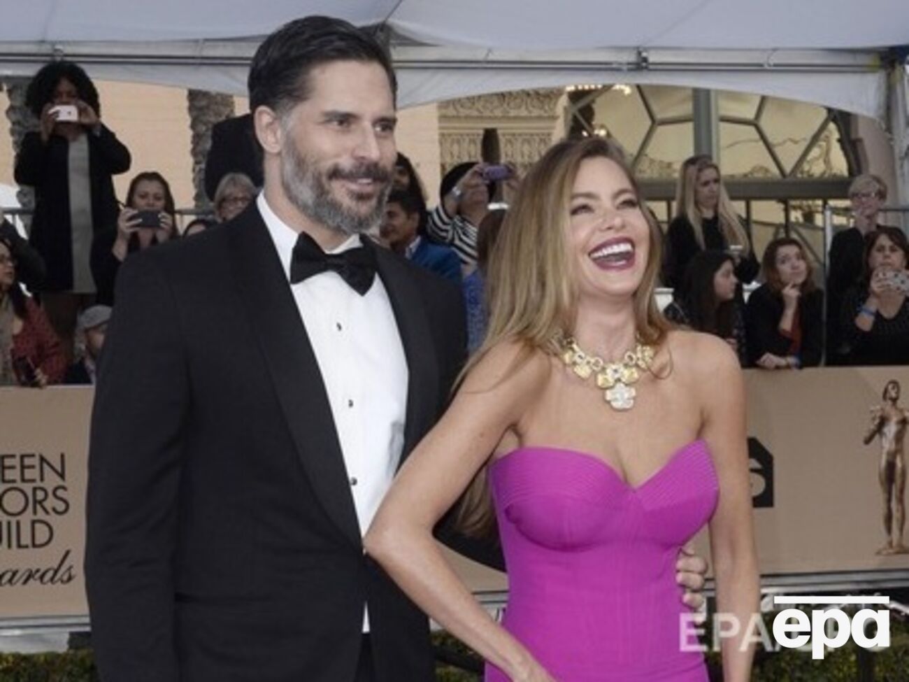 Вергара заявила, что их с Манганьелло ребенок появится не обязательно естественным путем