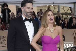 Вергара заявила, что их с Манганьелло ребенок появится не обязательно естественным путем