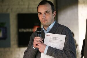 Народный депутат Егор Соболев: Нынешняя власть продолжает черные дела Януковича