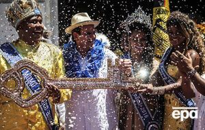В Рио-де-Жанейро состоялась церемония открытия традиционного карнавала. Фоторепортаж