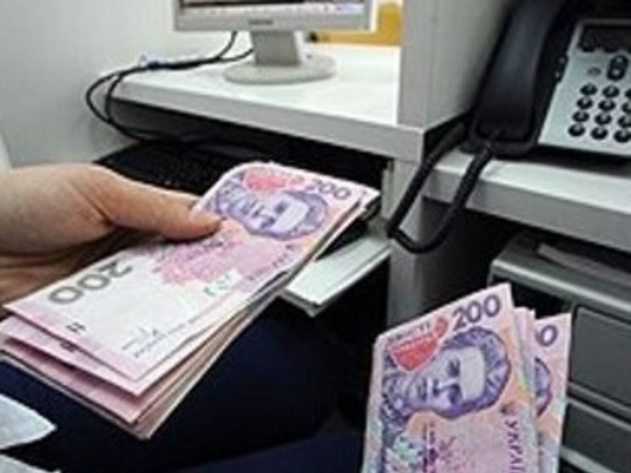 Взрыв в Херсоне расследуют как теракт