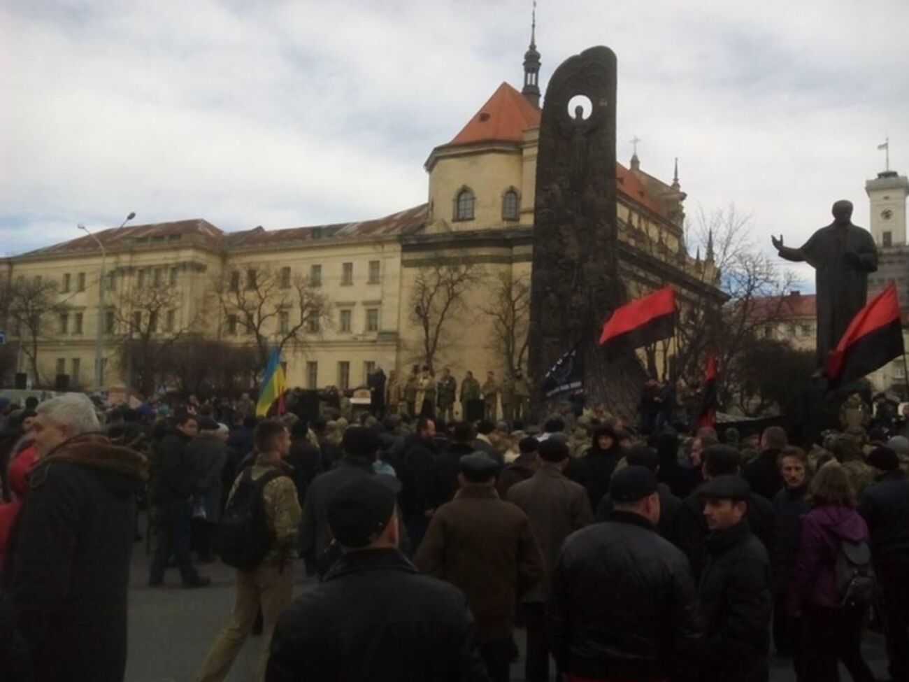 Националисты требуют от властей привлечь к ответственности виновных в убийстве Небесной сотни