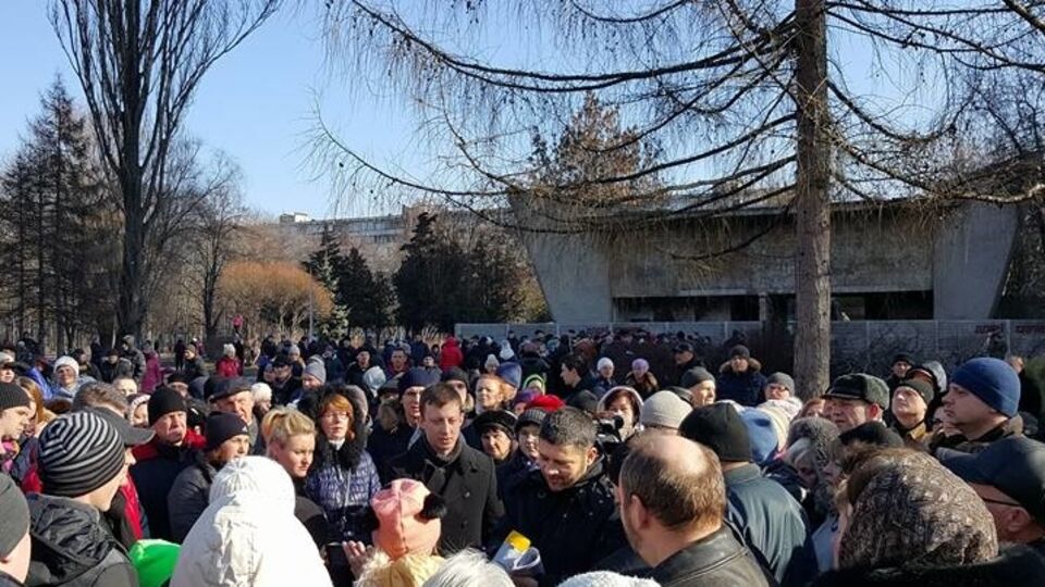 Жители Борщаговки протестуют против застройки парка "Юность"