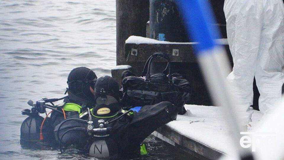 В Тихом океане водолазы обнаружили тела двух погибших людей и обломки легкомоторных самолетов