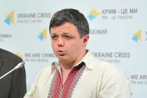 Семенченко потребовал создать "правительство народного доверия"