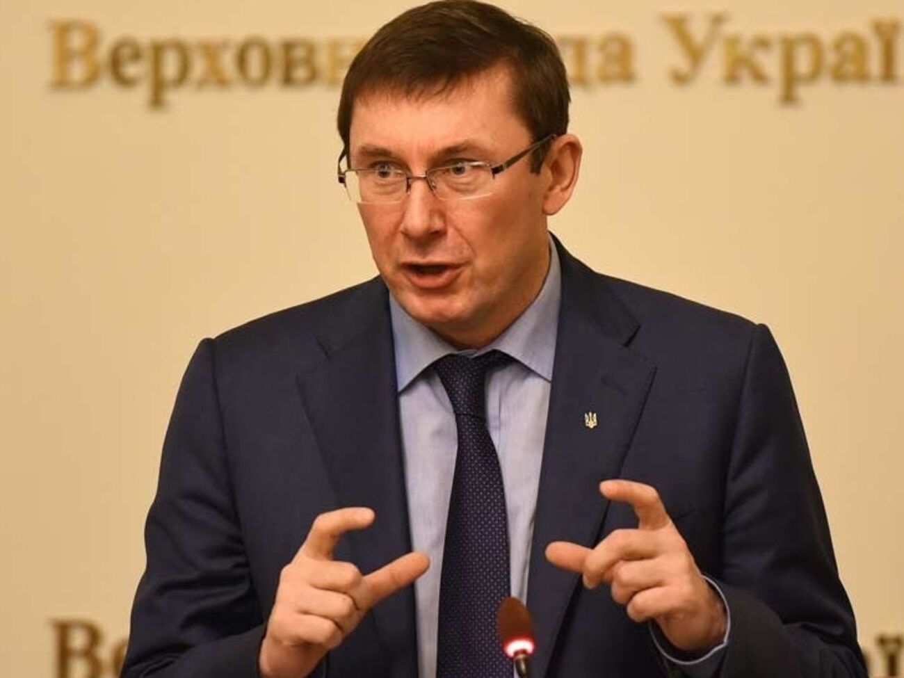 Луценко: У потенциального премьера Яценюка нет голосов для проведения законов