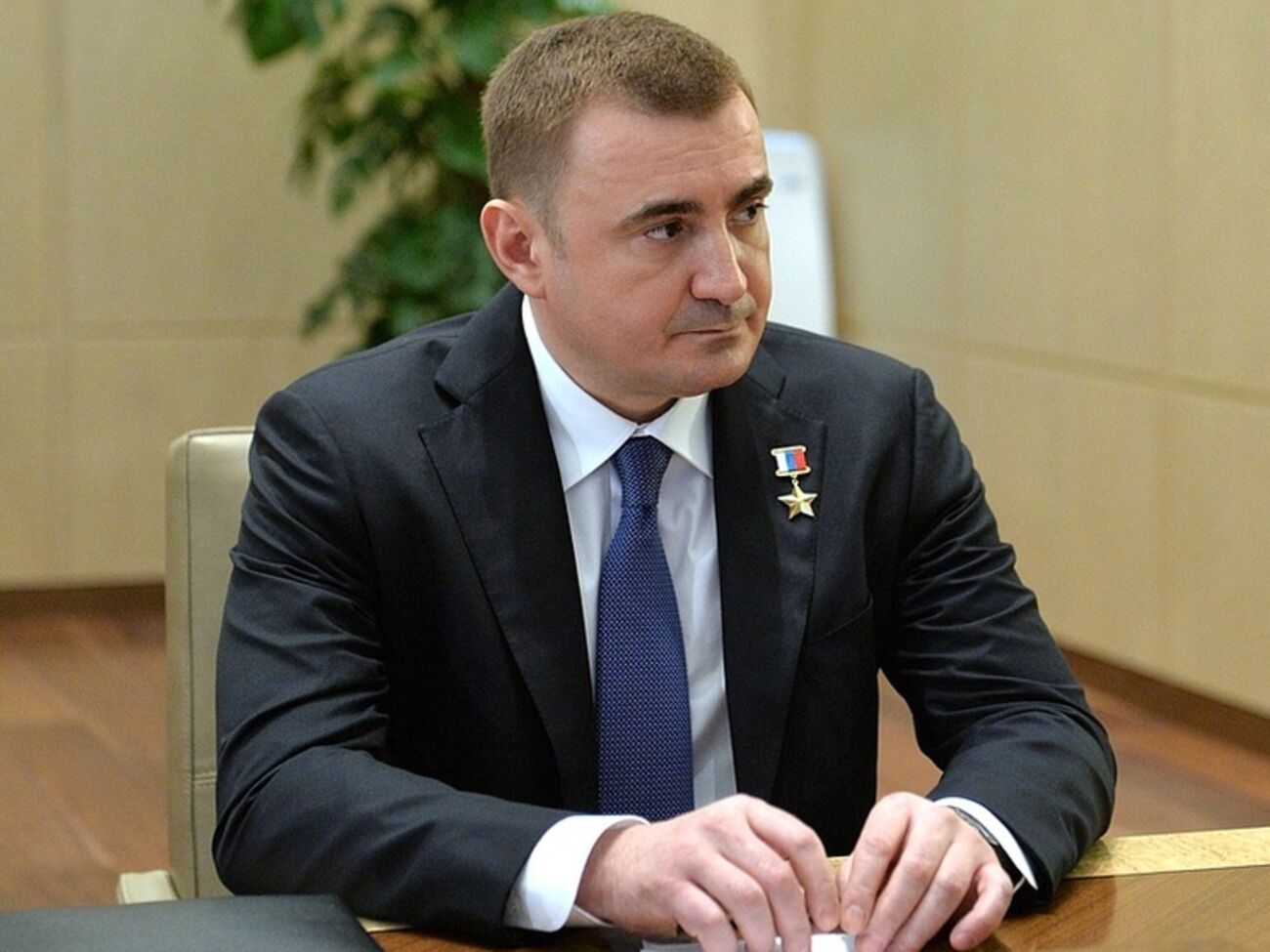 Дюмин уверяет, что не причастен к бегству Януковича