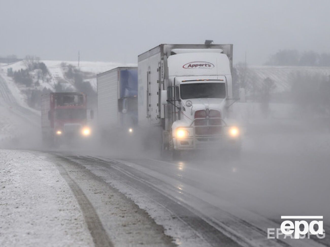 Завтра в Украине ожидаются дожди и туманы