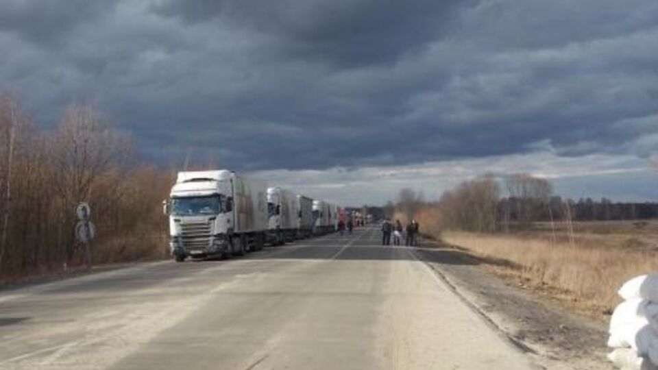 На украинско-белорусской границе накапливается грузовой транспорт
