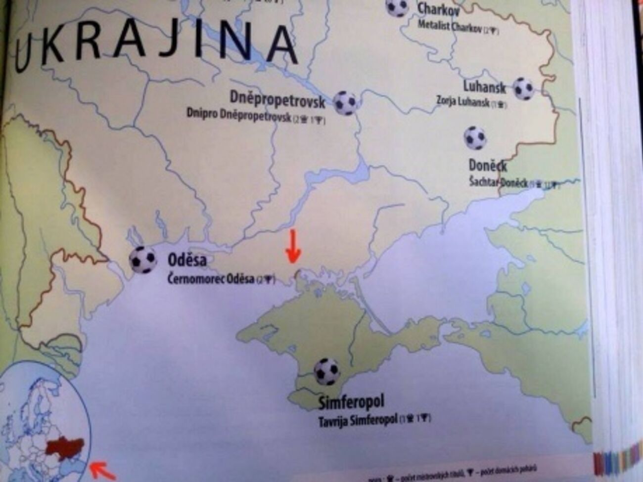 В "футбольном атласе мира" чешского издательства Ottovo Nakladatelstvi Крым назван частью России