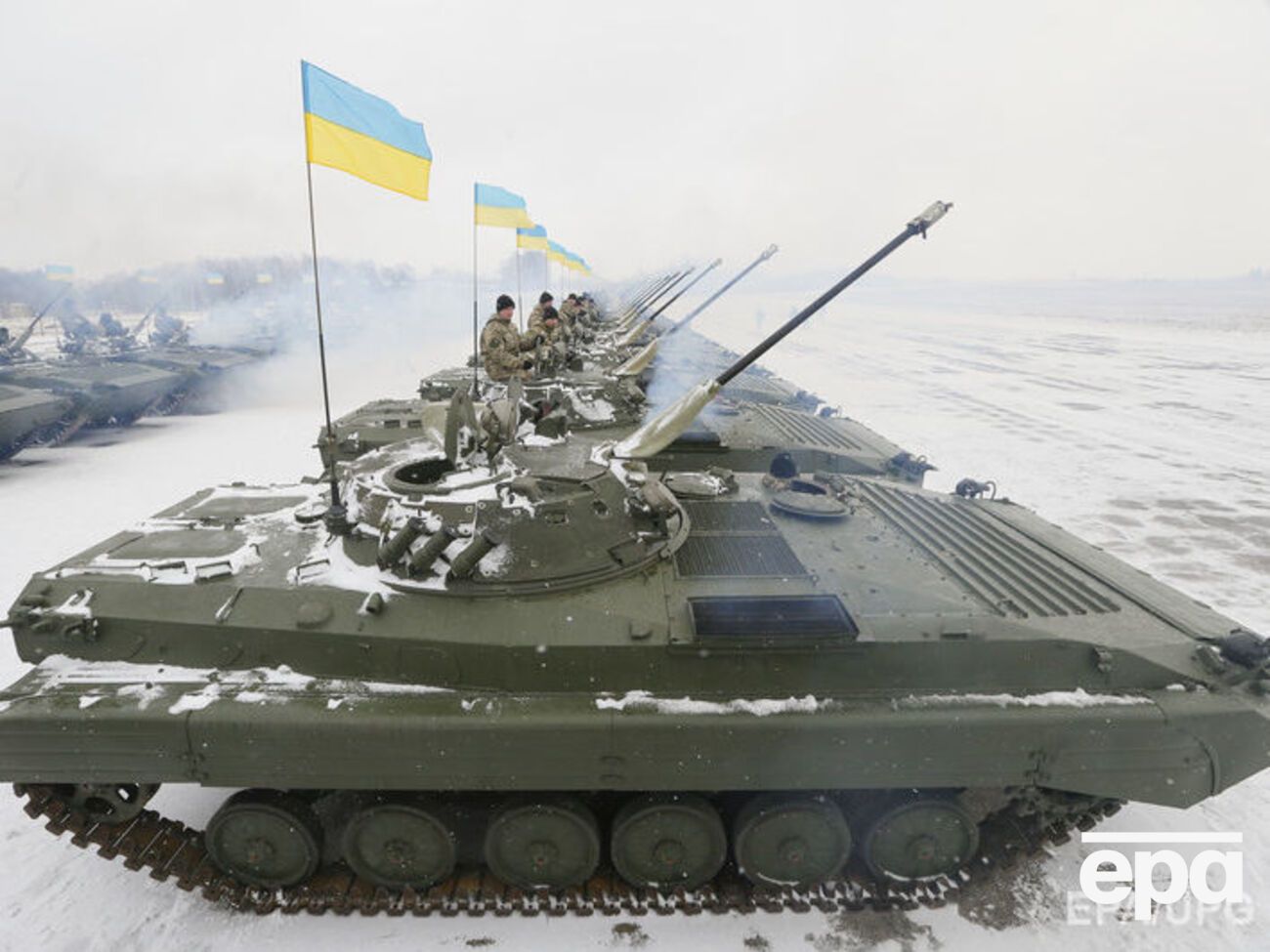 С начала года 6 тыс. человек уже подписали контракты с ВСУ