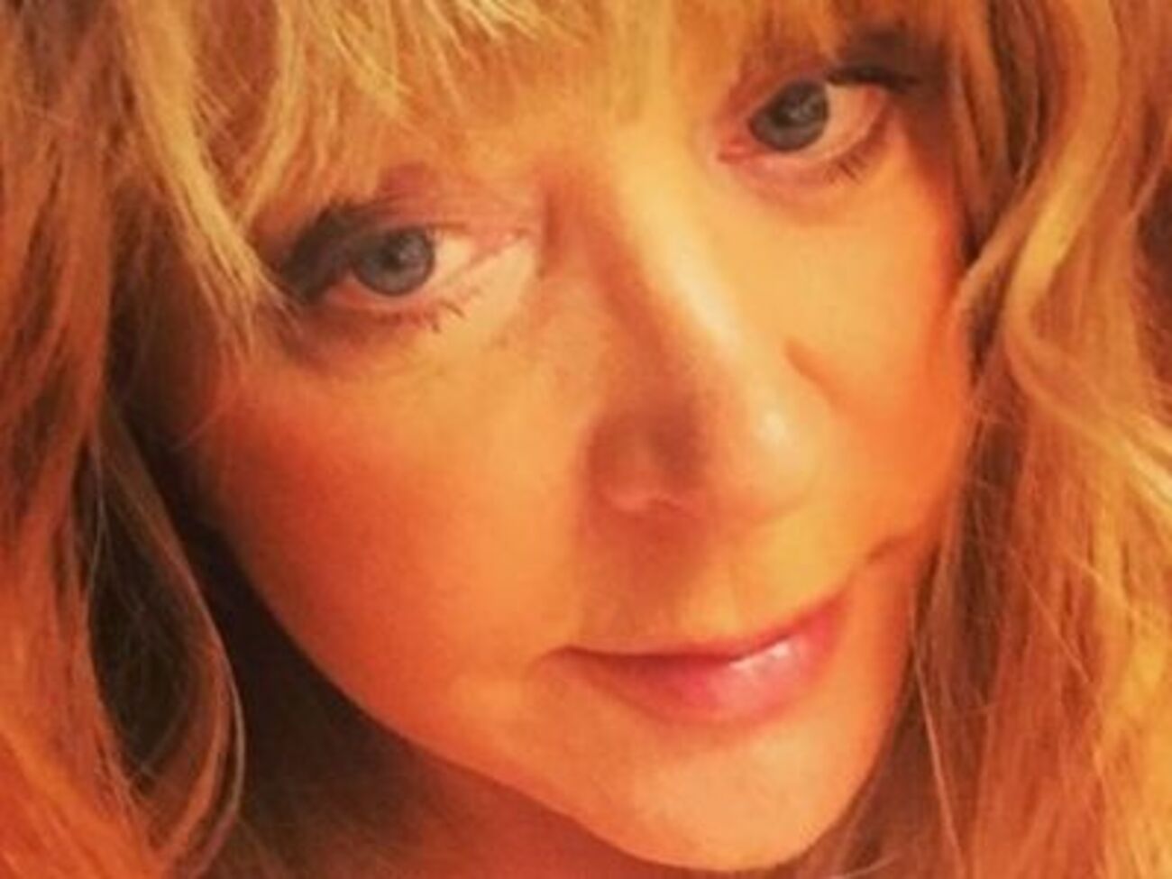 Пугачева вышла на сцену в брюках скинни