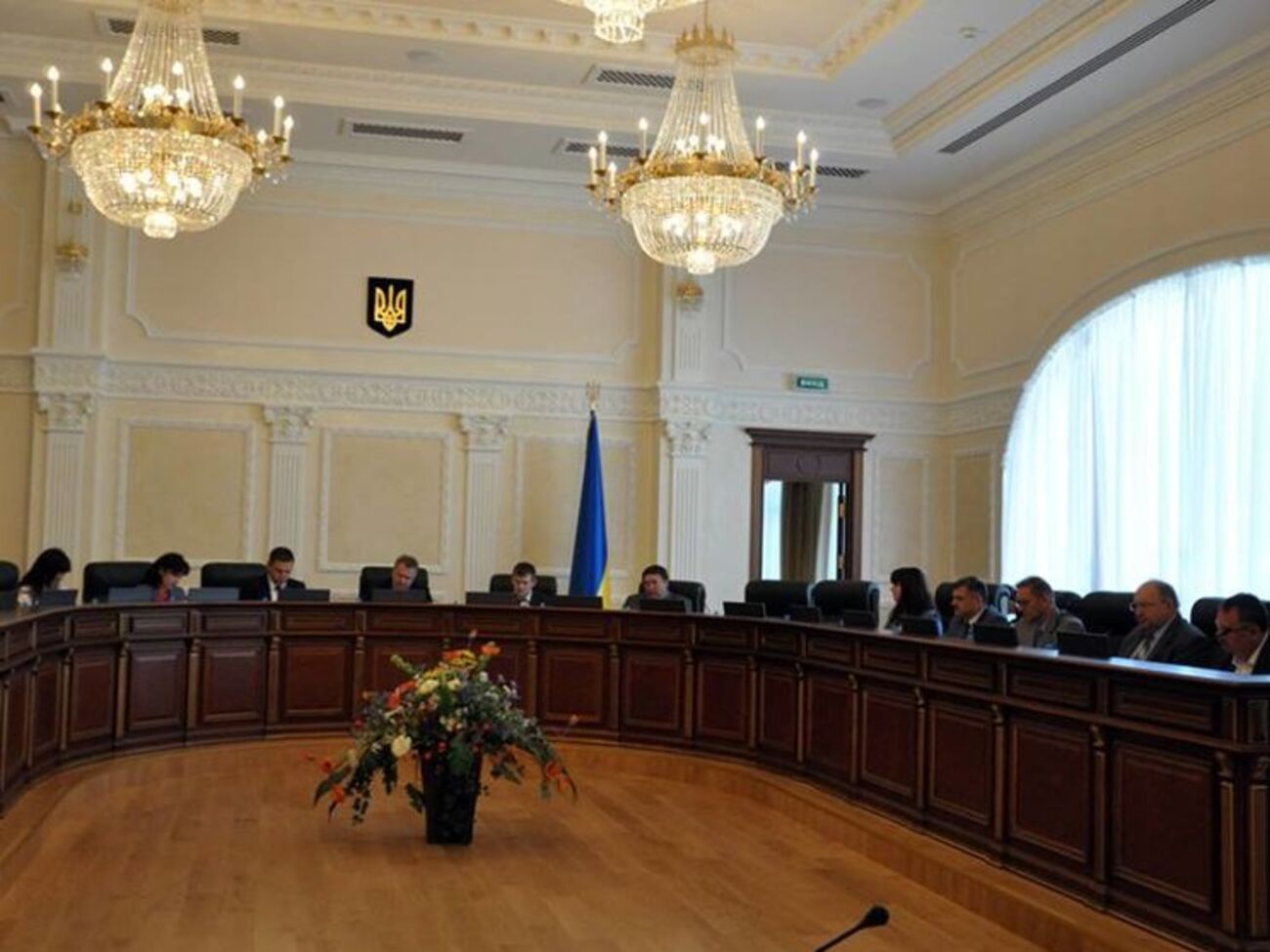 Решения Высшего совета юстиции об увольнении судей отменяются