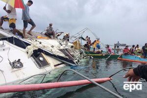 Яхта Байората была наполовину затоплена, но оставалась на плаву