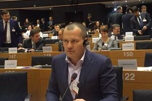 Палатный: Существует проблема посещаемости пленарных заседаний, дисциплины народных депутатов, качества законопроектов и принятия решений в стенах парламента