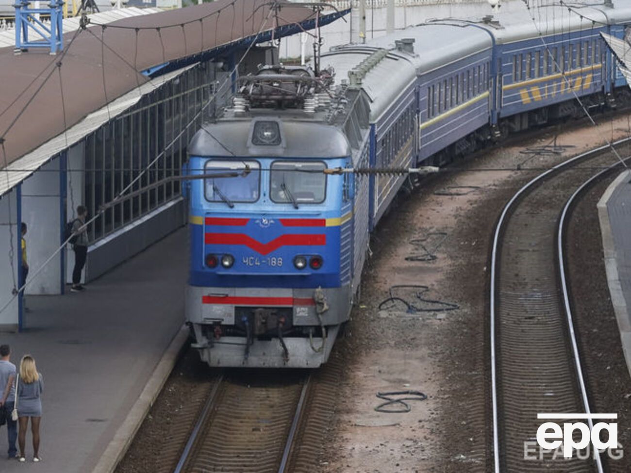 "Укрзалізниця" решила поддержать Савченко