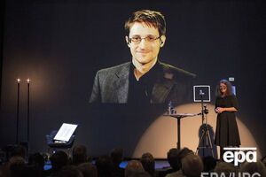 Сноуден сказал, что "никогда не выбирал быть в России"