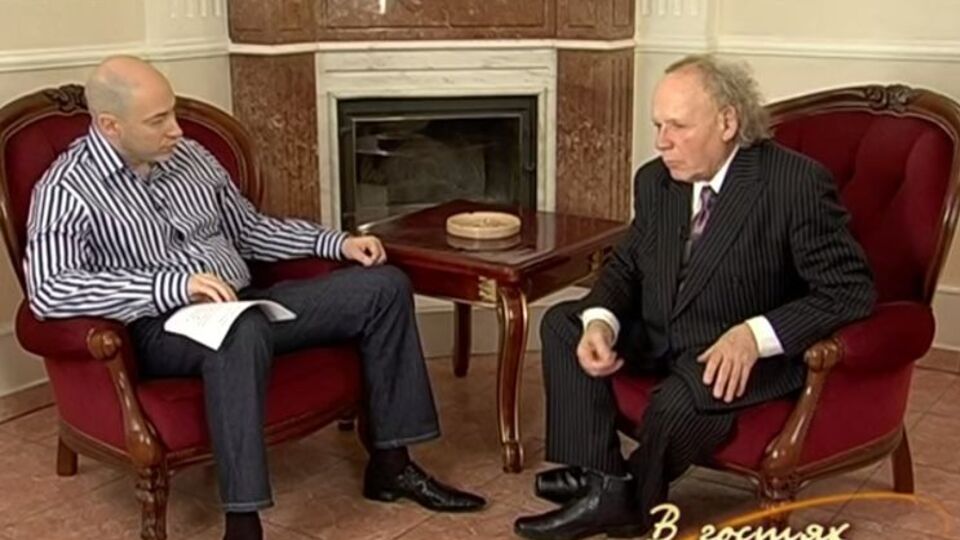 Эдвард Радзинский: Современная Россия развивается по пути царской демократии. Она не может долго существовать в веке, где есть интернет
