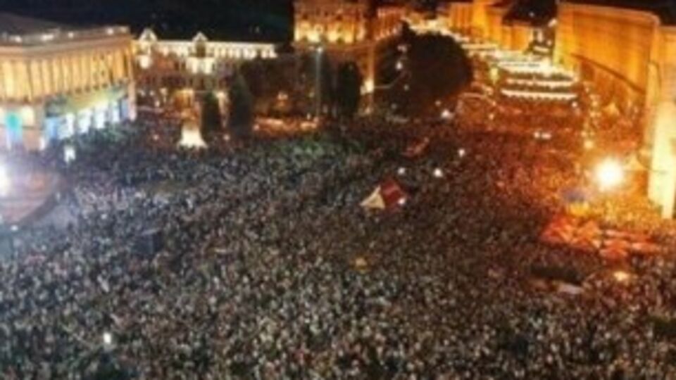 В документе говорится, что до 15 марта рабочая группа должна определиться со структурой и графиком подготовки проекта послания