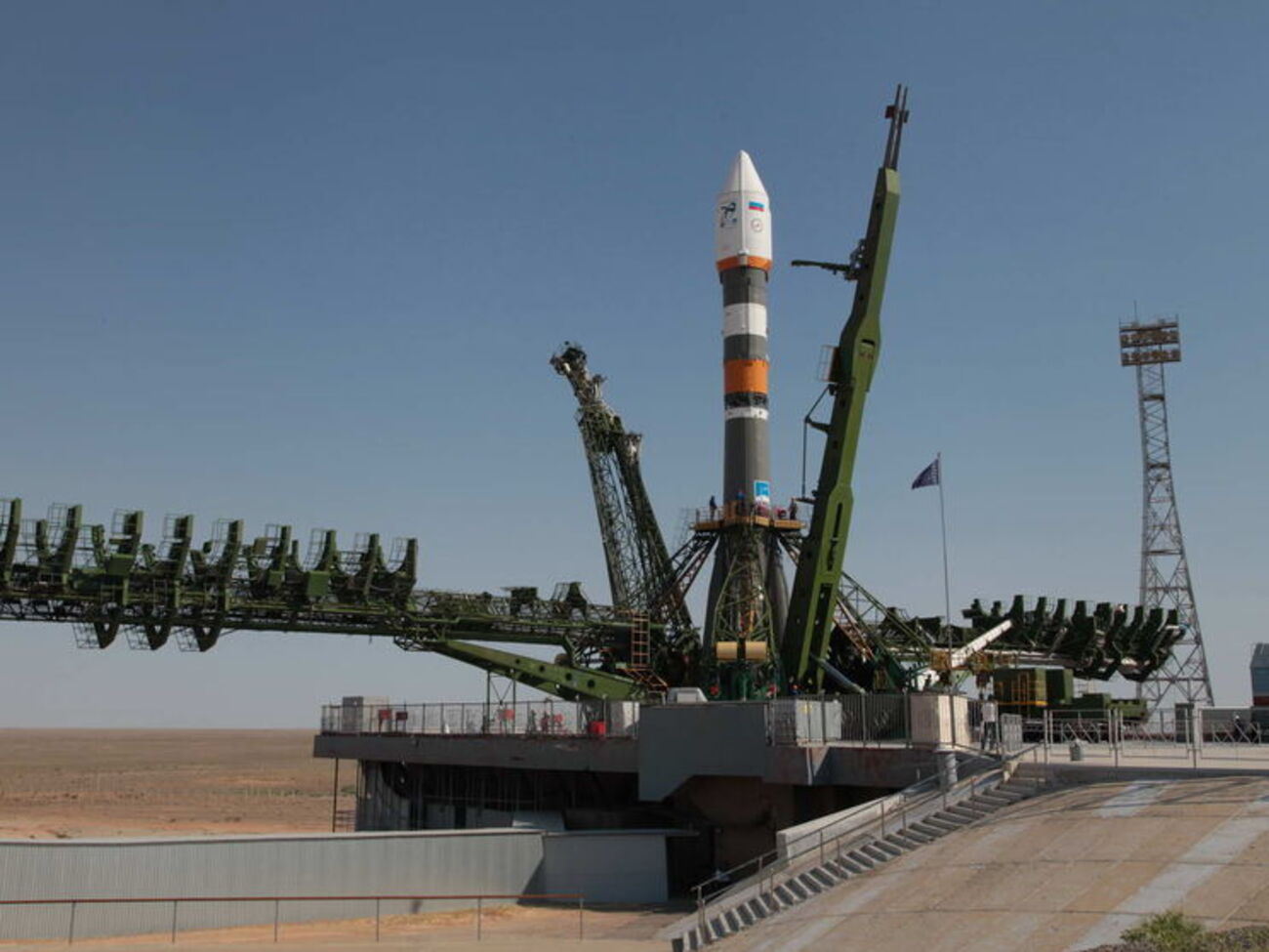 "Роскосмос" перенес запуск спутника из-за сбоя