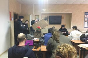 Причин задержания московским художникам в полиции не озвучили