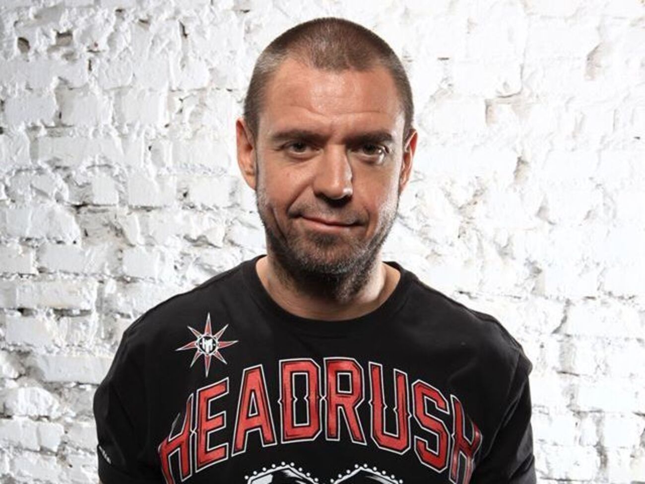 Михалок:&nbsp;Пусть зритель сам решает, кто интересней затянет "Такси" или "Яблони"... Простите меня, что я буду петь свои песни!!!