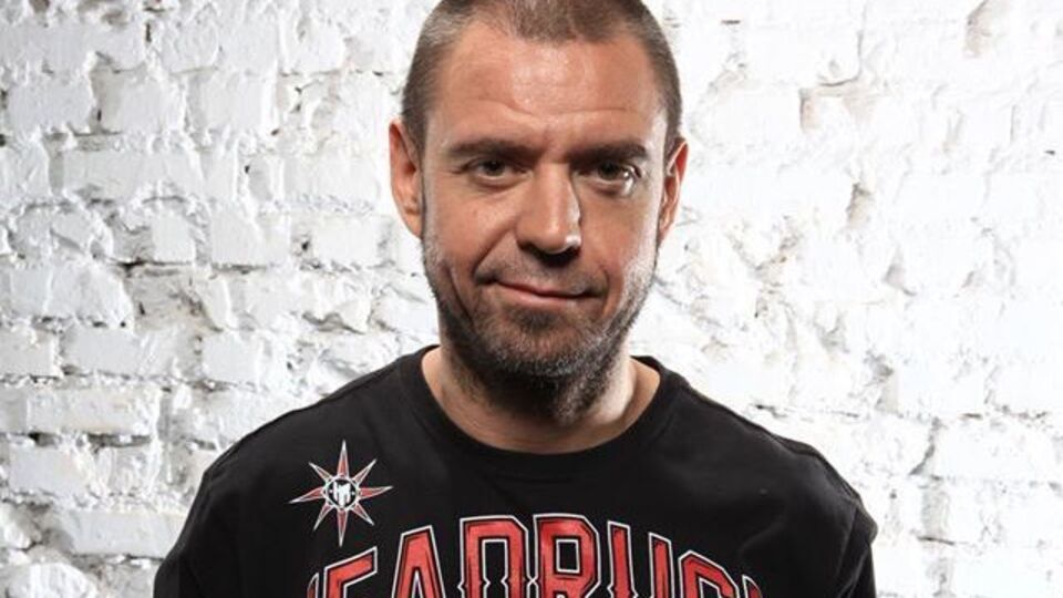 Михалок: Пусть зритель сам решает, кто интересней затянет "Такси" или "Яблони"... Простите меня, что я буду петь свои песни!!!