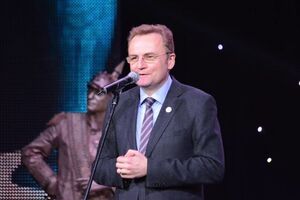 Садовый: Они сделали сегодня неизвестно что, в стране беда, а теперь: "Самопоміч", спасайте ситуацию