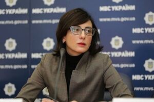Деканоидзе уволила Шевцова