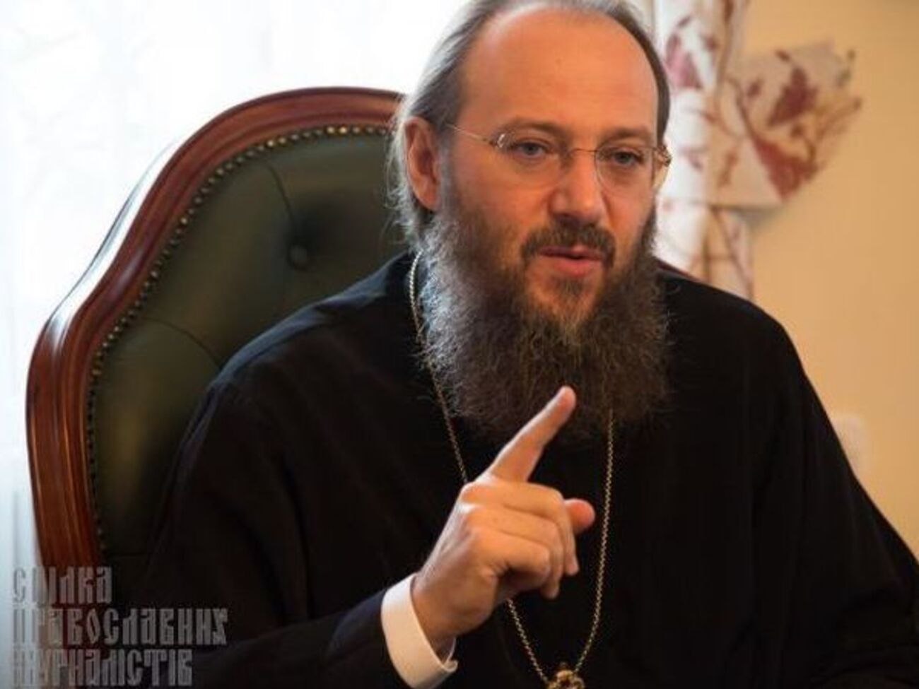 Митрополит Антоний: Людей, которых, по-хорошему, следовало бы спасать, помогая им бороться с собственными страстями и духовными недугами, ввергают в пучину соблазнов