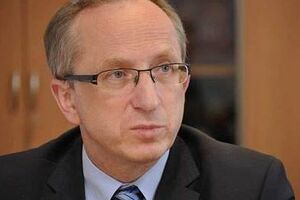 Томбинский призвал принять законы, необходимые для получения безвизового режима