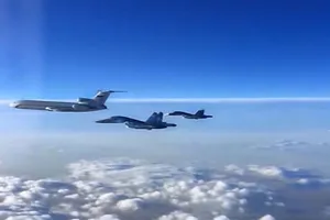 Дальние перелеты самолетов РФ с авиабазы Хмеймим будут выполняться группами