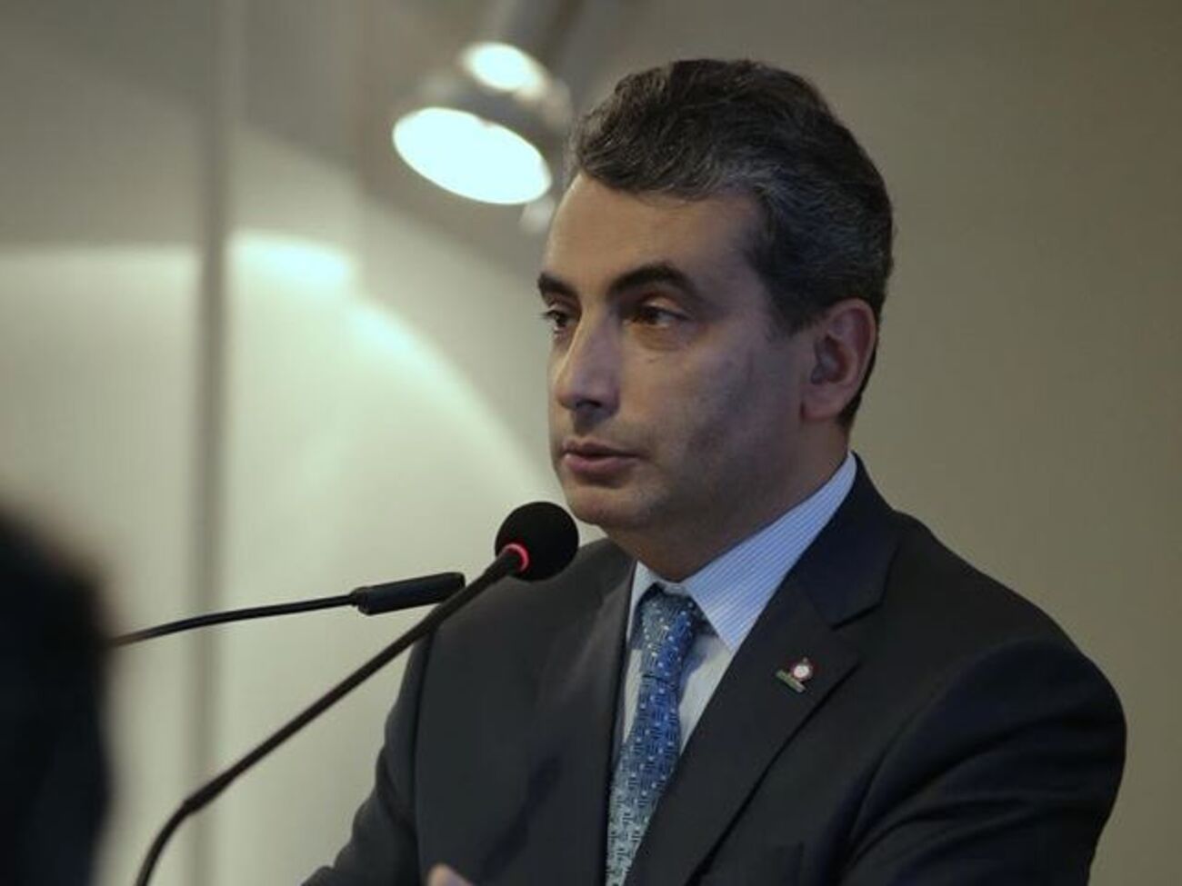 Шлосберг заявил, что министр культуры РФ несет ответственность за деятельность своего заместителя