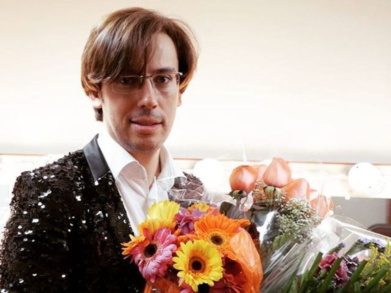 Галкин позировал для селфи поклонницы из российской провинции