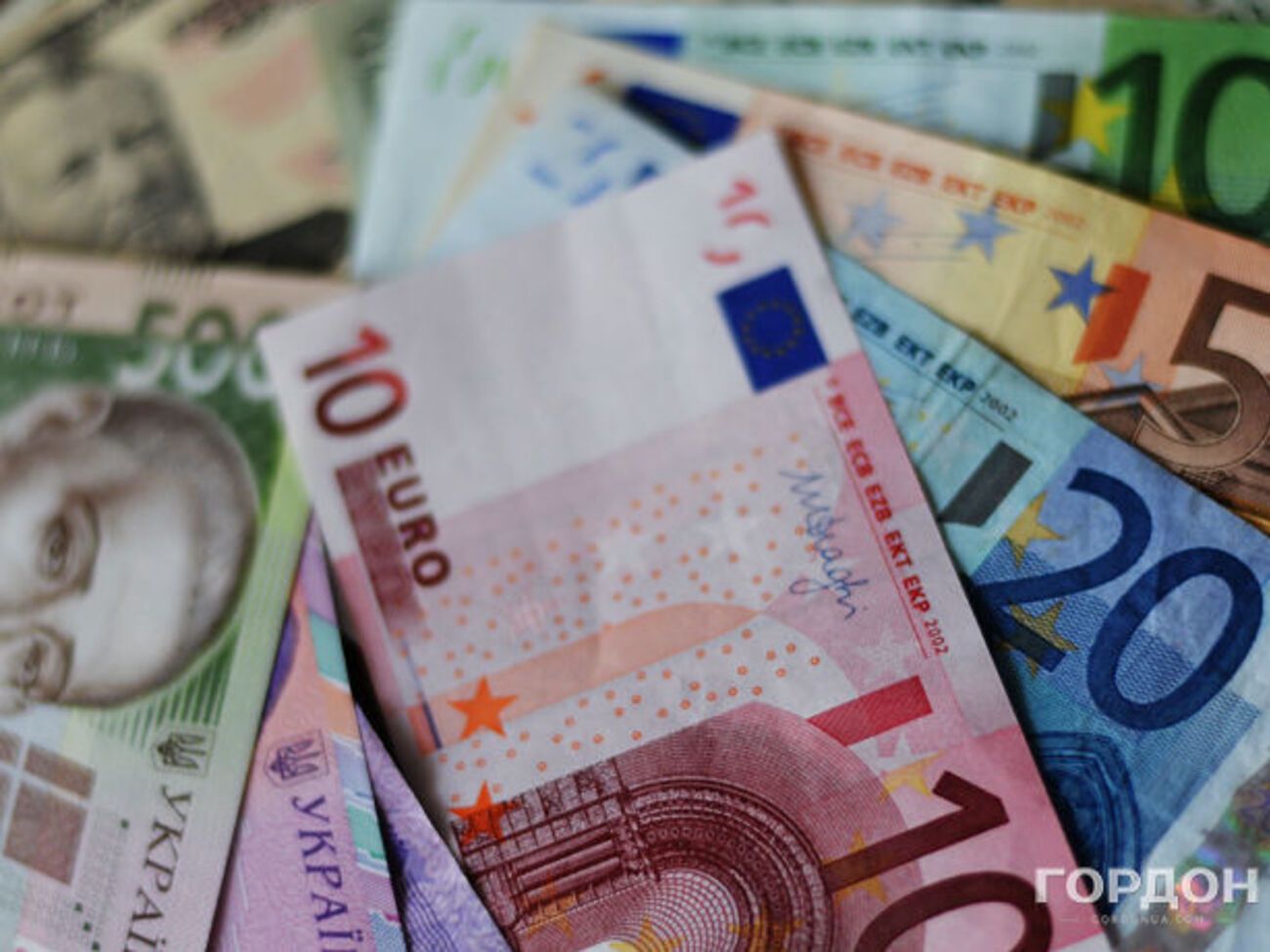Нацбанк установил курс гривны на 17 марта