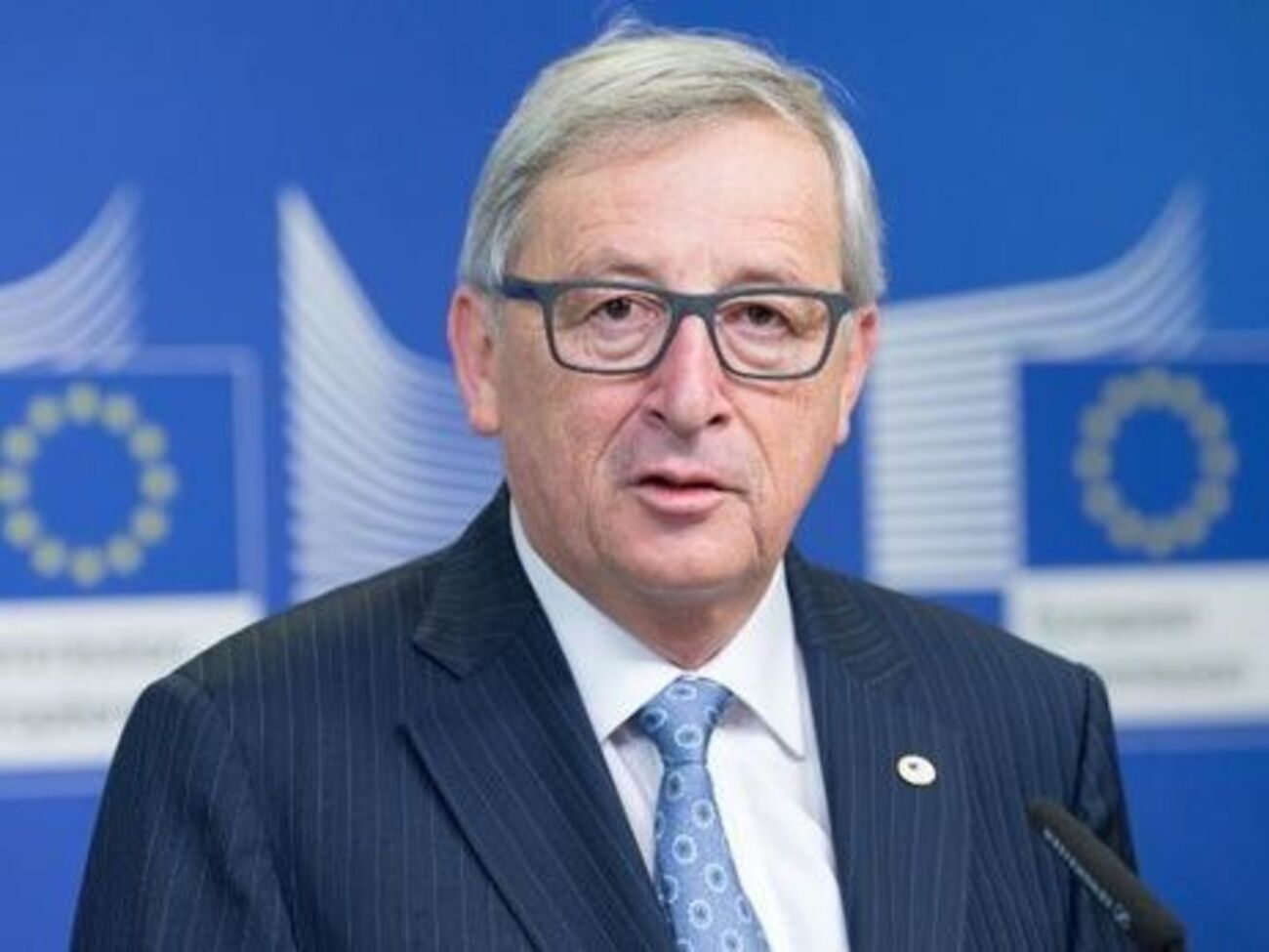 Юнкер особо отметил среди достижений Украины принятие ряда законов, направленных на борьбу с коррупцией