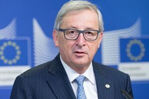 Юнкер особо отметил среди достижений Украины принятие ряда законов, направленных на борьбу с коррупцией
