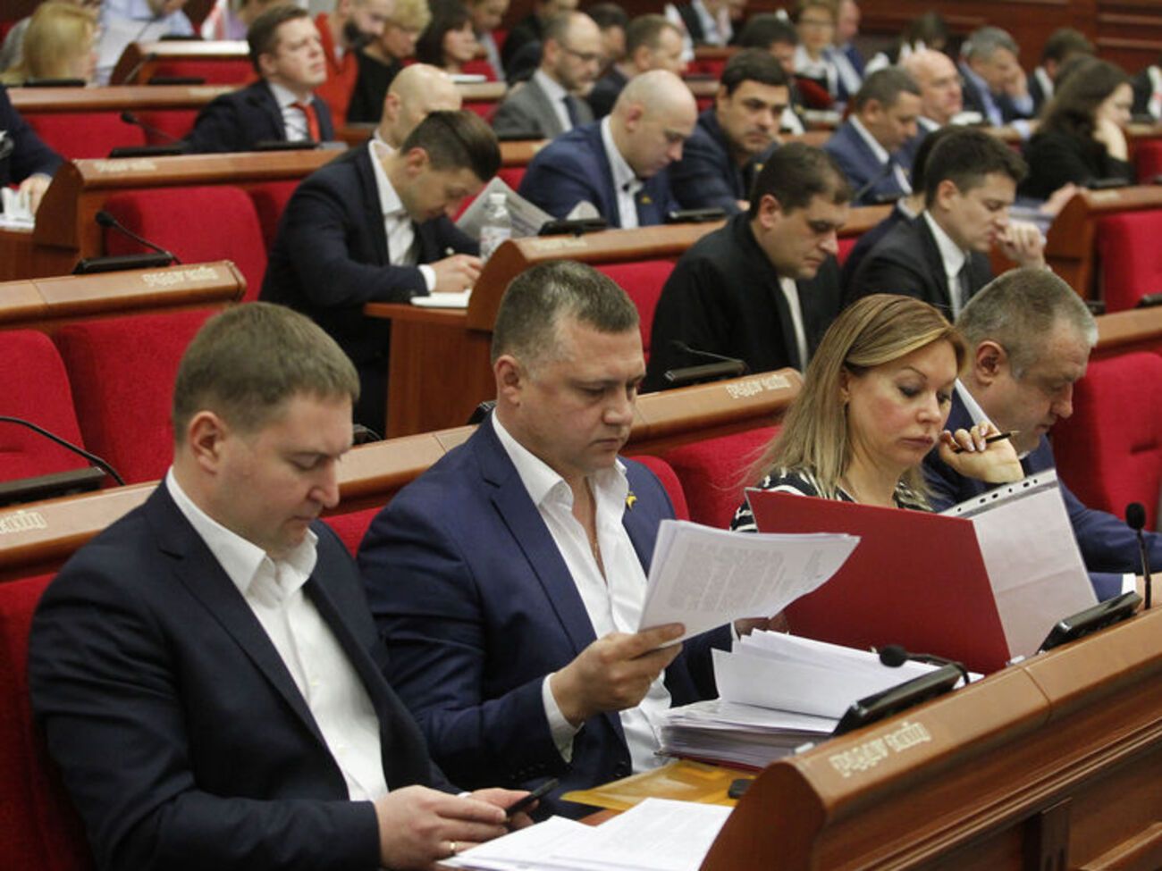 Киевские власти запретили продавать алкоголь в ларьках